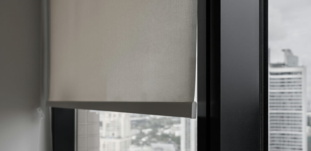 Kassettenrollo-im-Vergleich-zum-normalen-Rollo